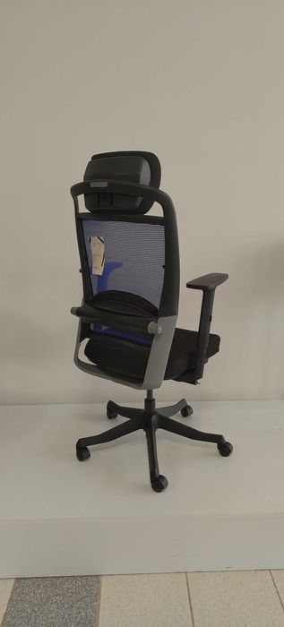 Fotel biurowy, ergonomiczny, regulowany, krzesło do biura, biurka FULKRUM | WYPRZEDAŻ EKSPOZYCJI