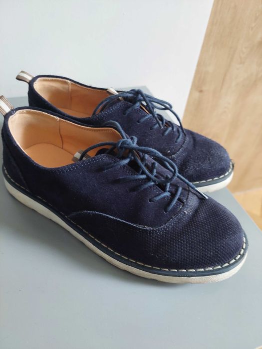 Buty Reserved 35
