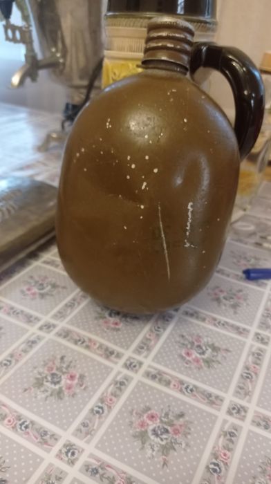 Армейская фляжка