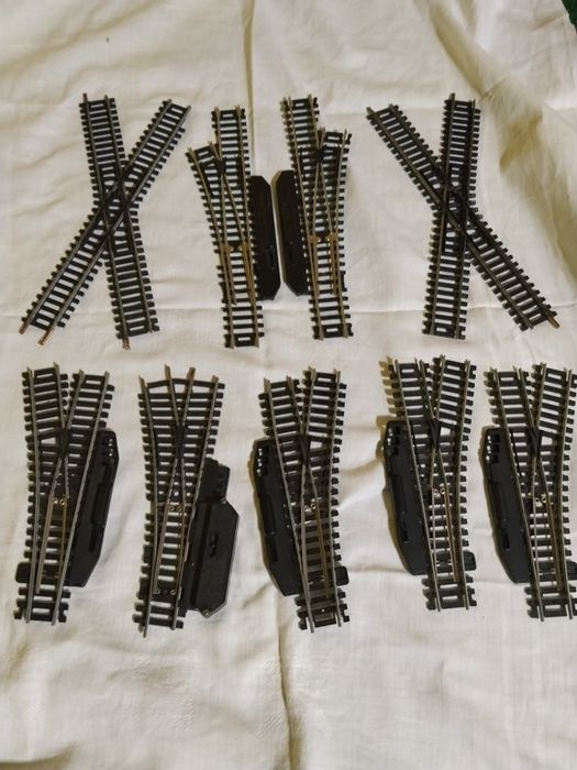 zwrotnice do kolejki h0