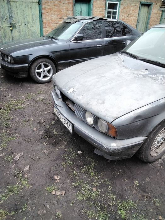 Продам запчастини бмв е34
