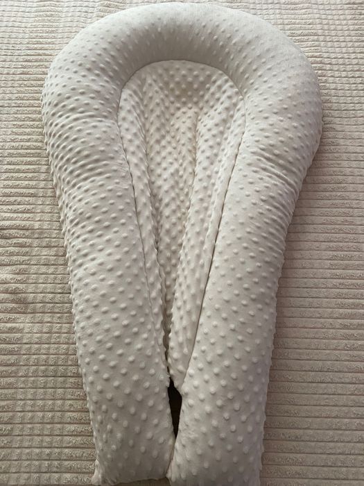 Кокон для немовлят