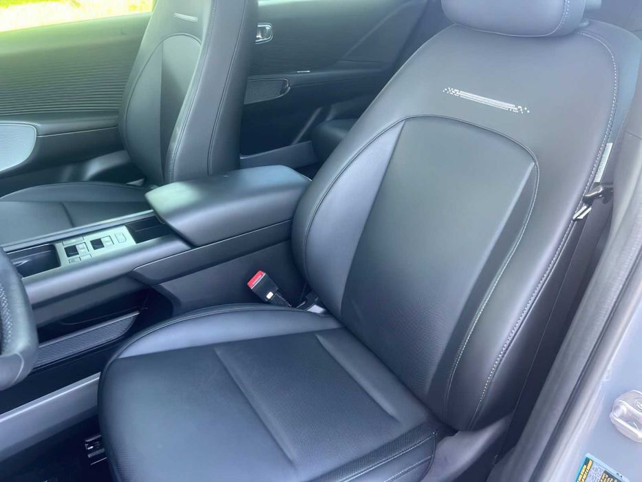 Hyundai Ioniq 6      2024
