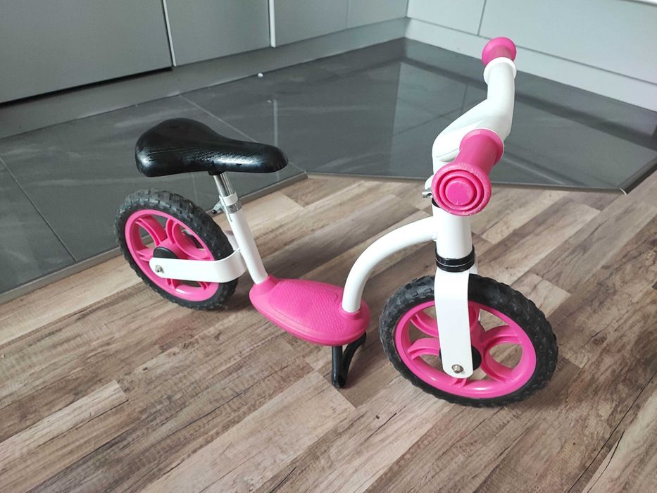 Niski rowerek biegowy