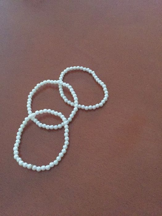 Pulseiras de pérolas