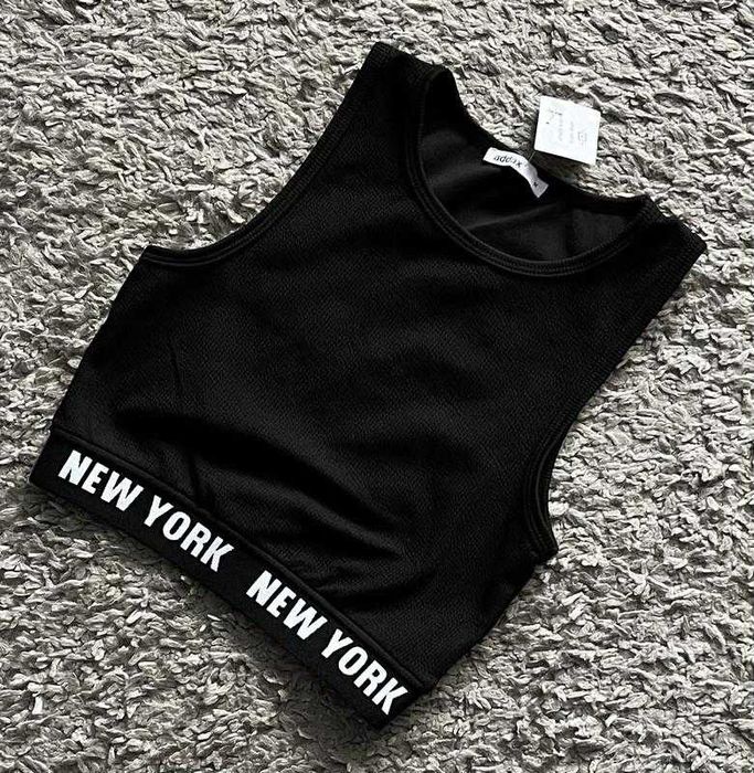 Новый,спортивный,стильный топ addex