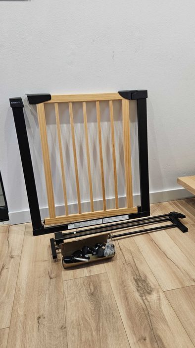 Bramka barierka zabezpieczajaca ochronna do drzwi schodow 75-103cm