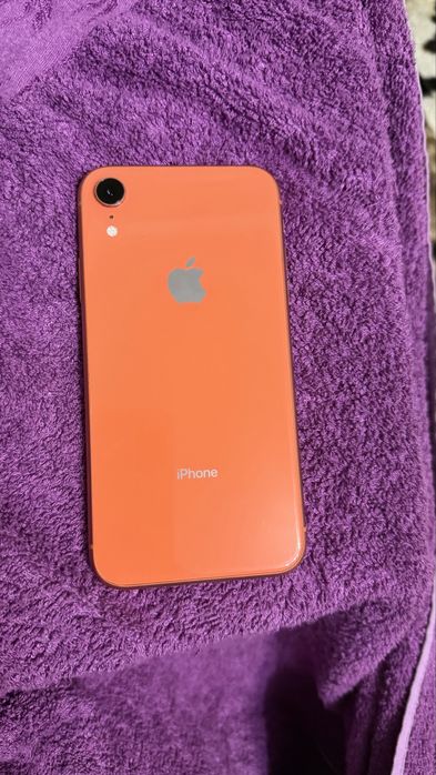 APPLE  iphone  XR