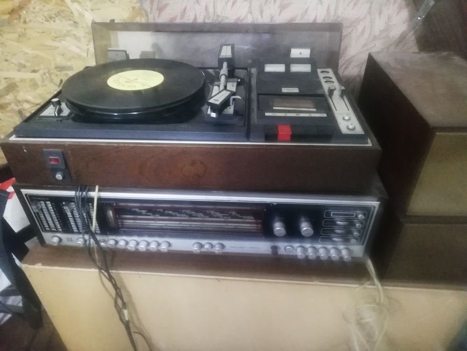 Продам Мелодия магнитофон