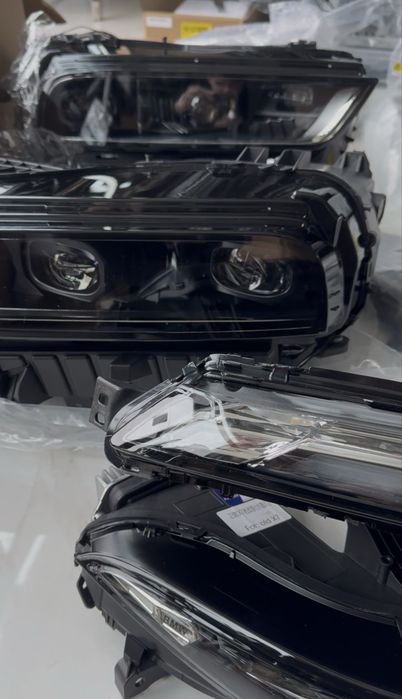 Рестайлинг M60i LCI 2023+ для BMW X7 G07 (2018-2023) фары, фонари