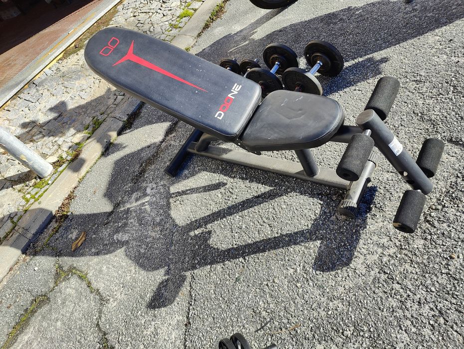 Banco de ginásio reclinável