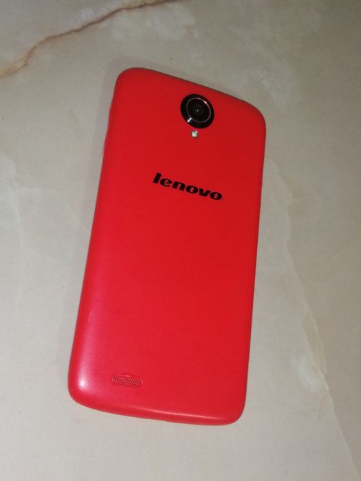 Телефон Lenovo S 820