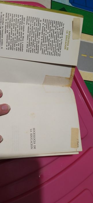 2 livros de educação universitários