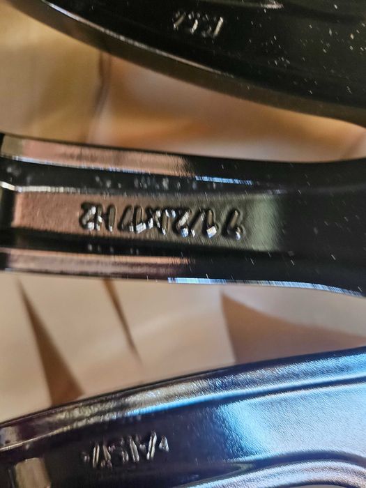 Felgi aluminiowe czarne