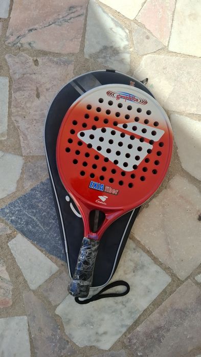 Raquete de padel com capa