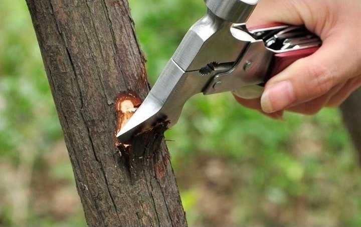 Multitool 12w1 młotek kombinerki scyzoryk survival