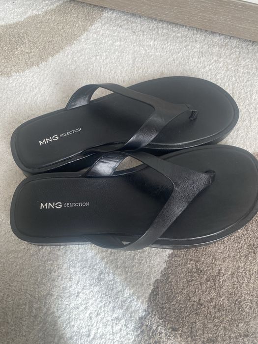 Продам сандалії вʼєтнамки Mango