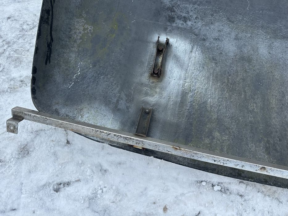 Спойлер на кабіну