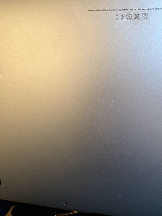 Продам макбук аир 2013 року ТЕРМІНОВО