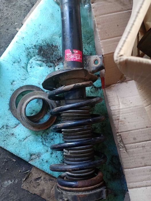 Стойки на wv caddy