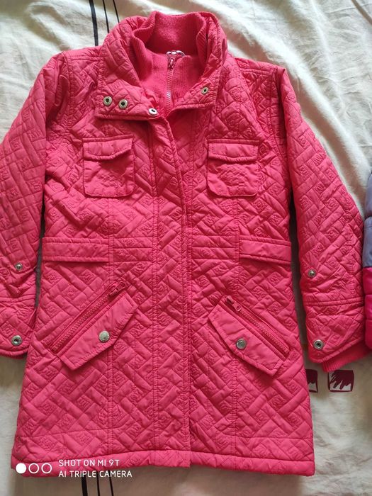 Курточка демисезонная на девочку