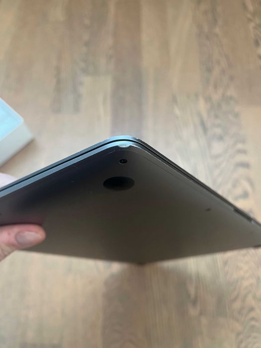 Macbook Air M1 8/256 Space Grey