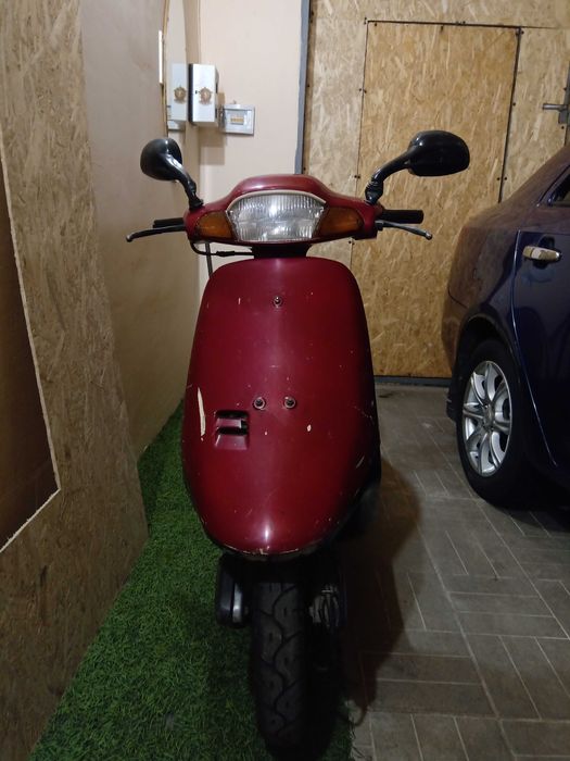 Скутер Honda tact 16