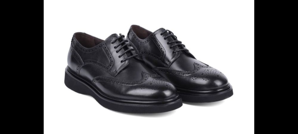 Чоловічі туфлі "броги"