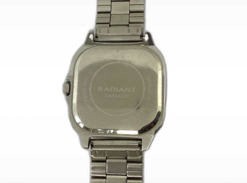 Cartier Santos Similar (Radiant)