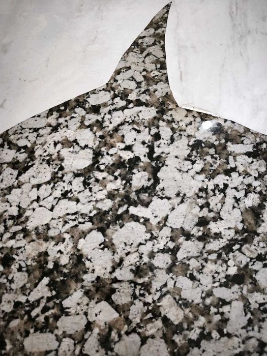 2 Tampos de Granito Salpicado – 1,90 × 0,62 m