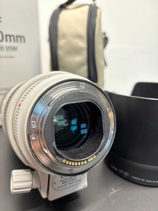 Canon 70-200 EF F/2.8L IS III USM