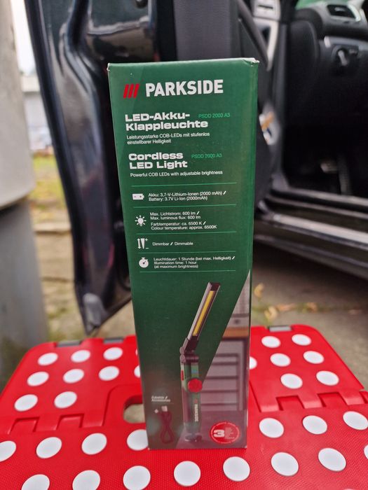 Lampka skladka akumulatorowa led Parkside