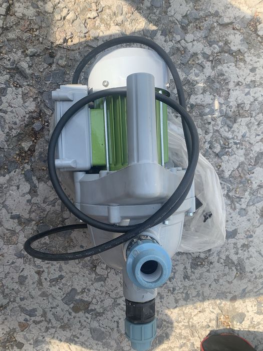 Продам водяной насос Garden-JP 1,5 25/08