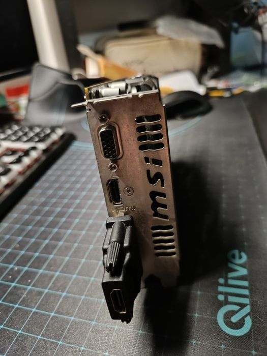 Placa gráfica MSI64354213884802123