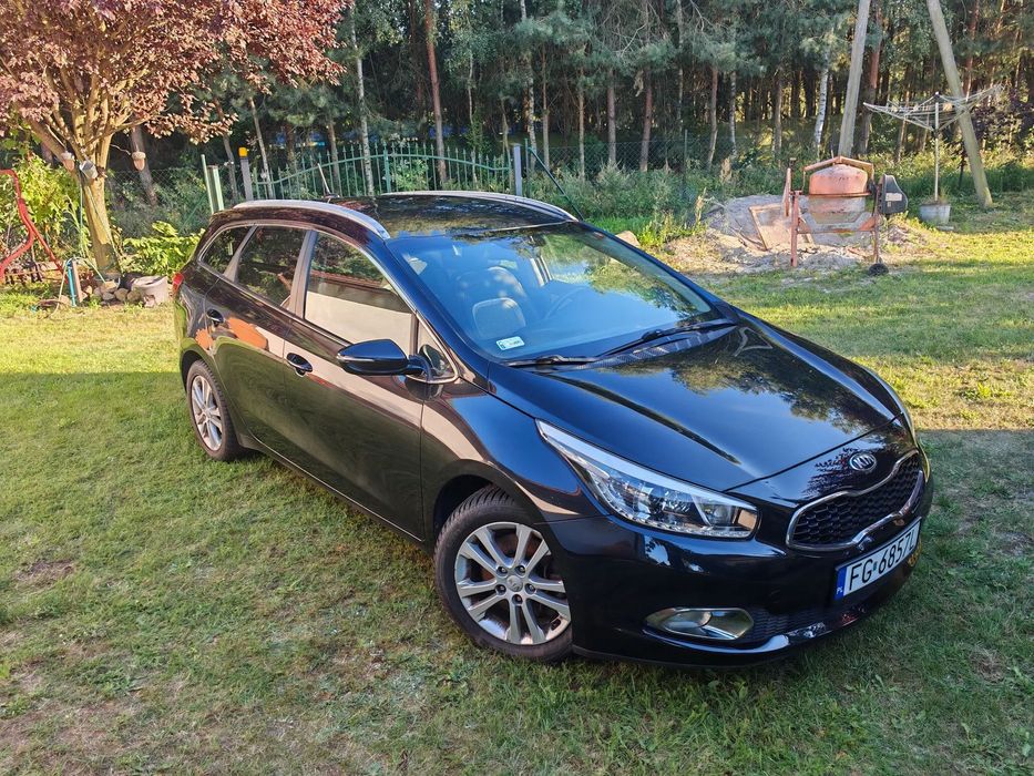 Kia Ceed Kia Ceed Kombi 1.6CRDI - bardzo bogato wyposażona 140km