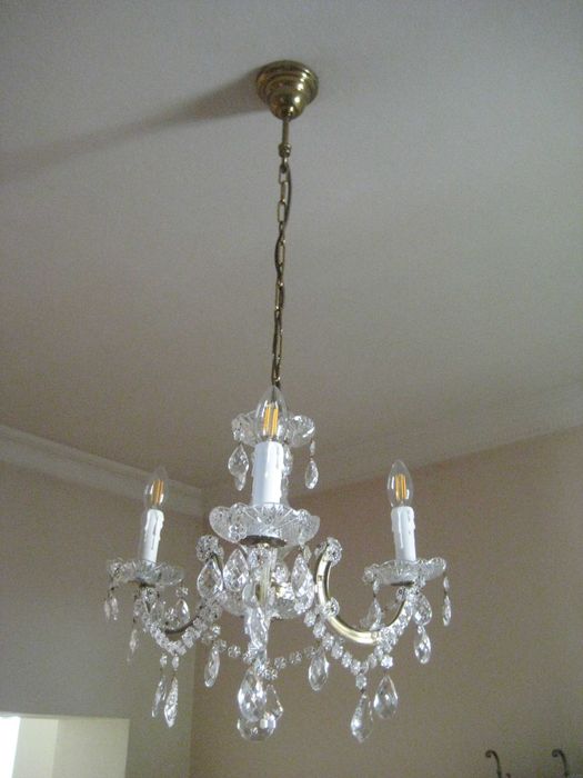 Продам люстру "MARIA - THERESIA"