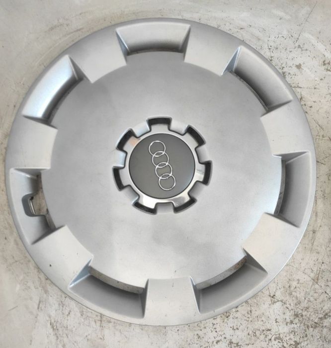 26 Kołpaki ORYGINAŁ AUDI R 16 Ładne