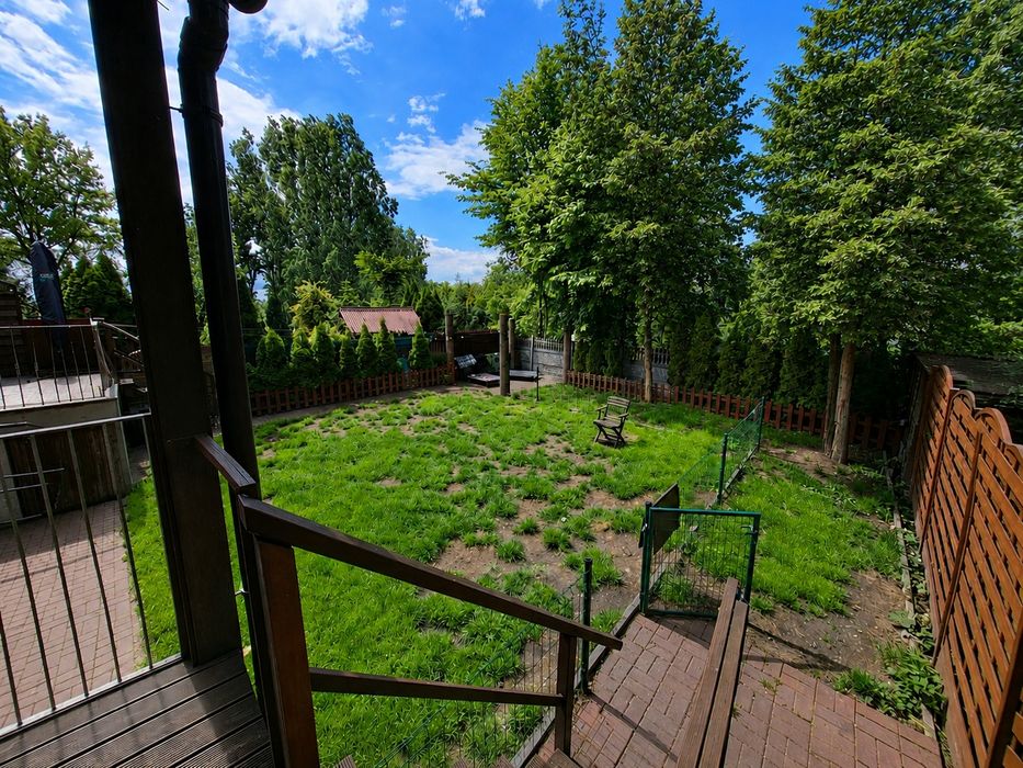 Mieszkanie jak dom - parter, 114 M2, 2 garaże, 2 łazienki, ogród, bezczynszowe