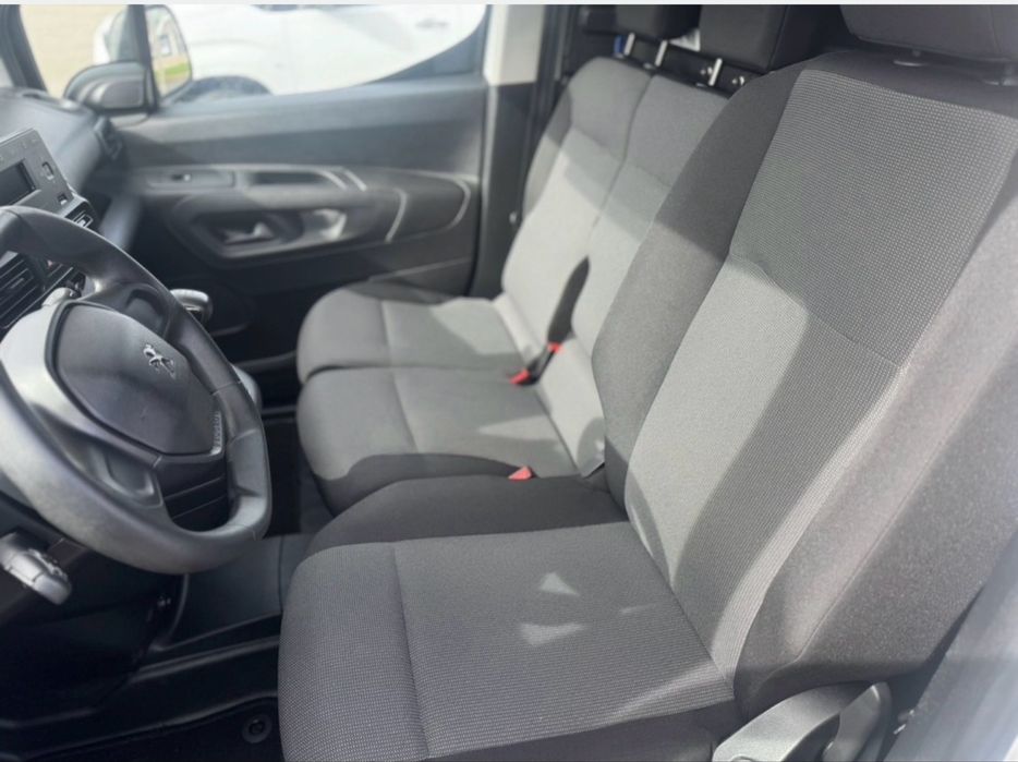 Peugeot Partner 1.5 HDI * JÁ TEM IVA  !* 80 MIL KMs !!! HISTORICO  Manutencao NACIONAL  ( VENDIDA)