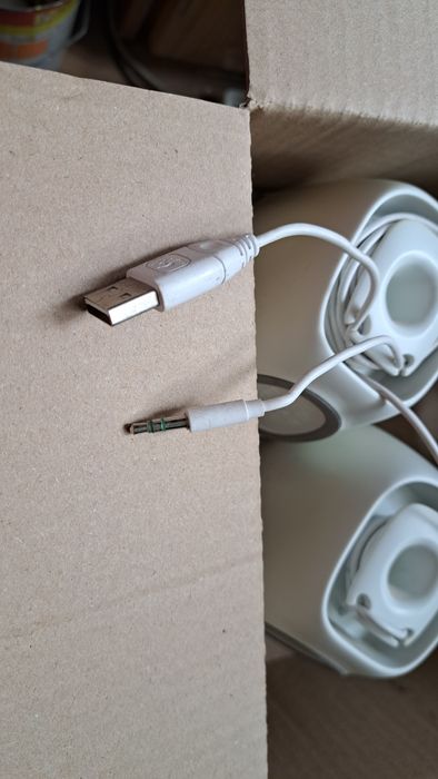 Logitech- głośniki komputerowe