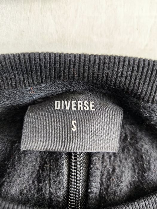 Diverse dłuższa bluza pullover czarna ocieplana s