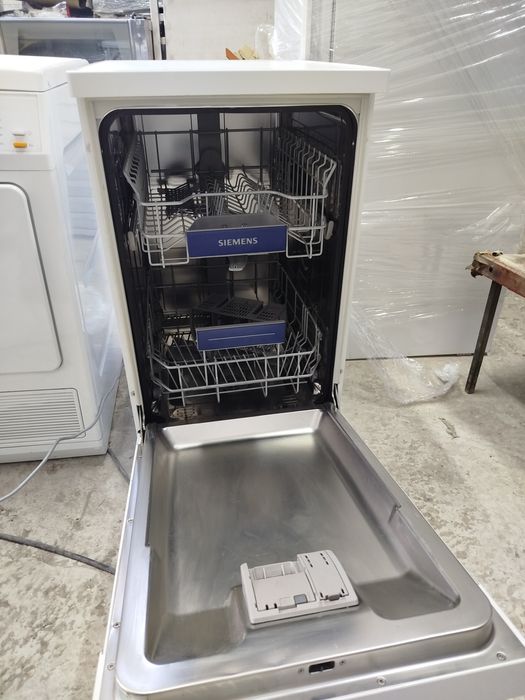 Посудомийна машина Siemens