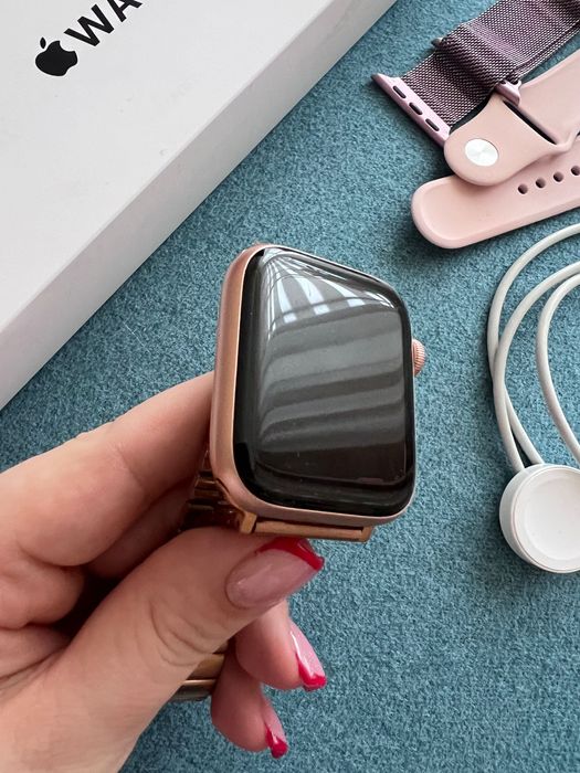 Apple Watch SE 44mm Gold Pink