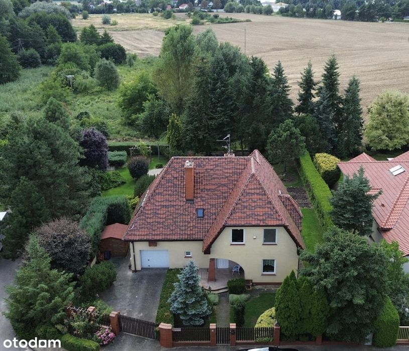 Dom o pow 165,1 m², działka 1183 m²- CHYBY – przestrzeń i relaks