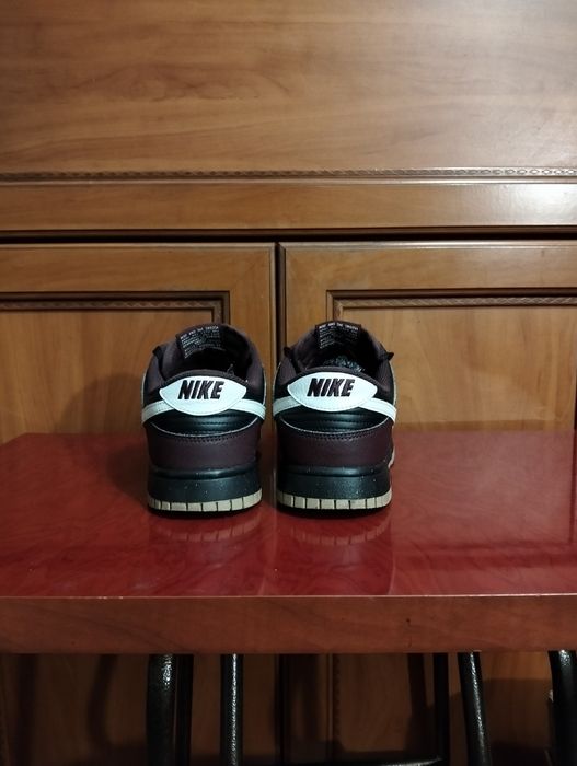 Взуття, кросівки Nike.