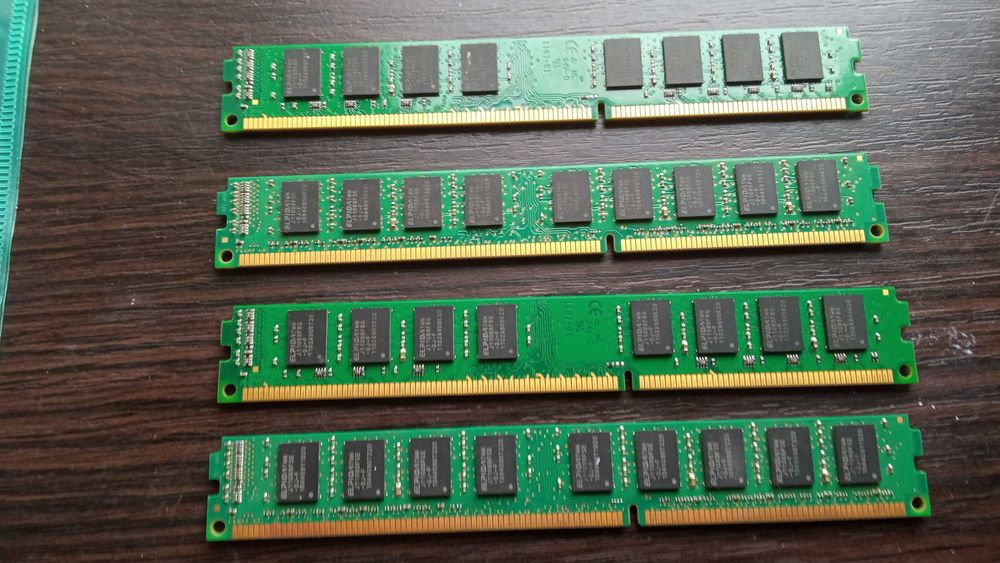 Оперативная память Kingston 2GB X 4шт,1333Mhz/DDR3