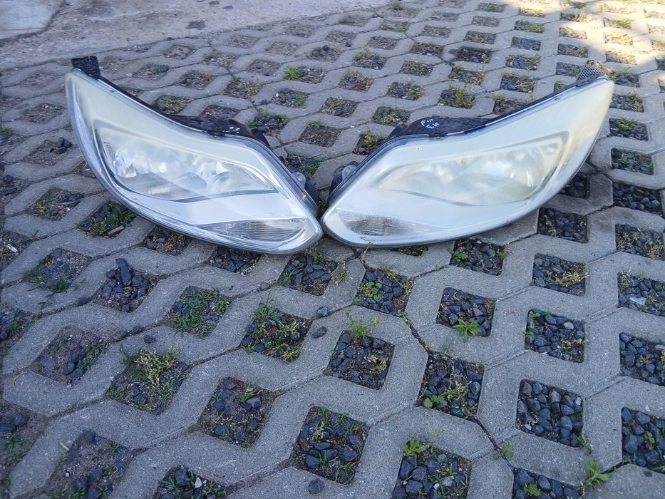 Lampa przednia ford focus mk3 Europa