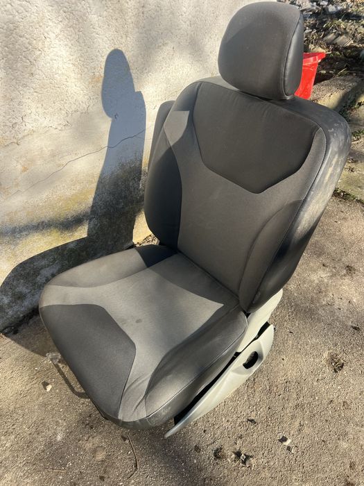 Продам сидіня шоферське Рено Трафік Renaul traffic