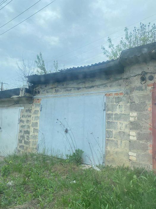 Продаеться гараж