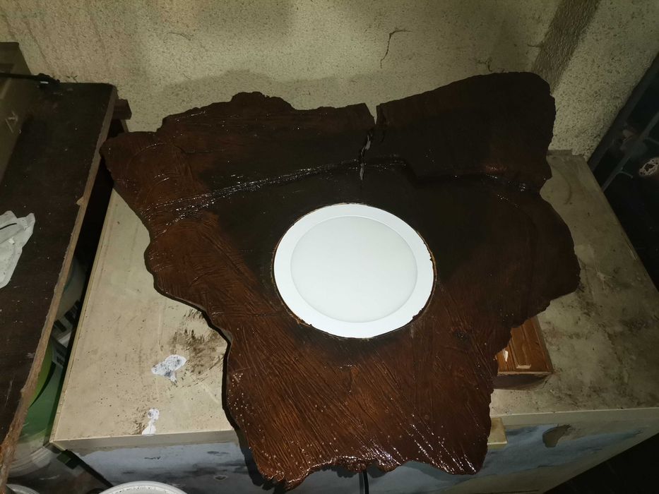 Tronco de árvore com luz Led